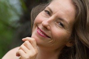 5 plantes au secours des problèmes féminins